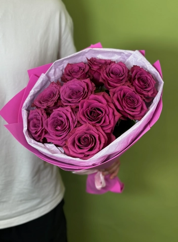 Букет из 11 роз «Пурпур» от интернет-магазина цветов в 