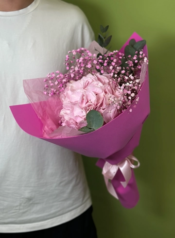 Букет с гортензией «Облако» от интернет-магазина цветов в 